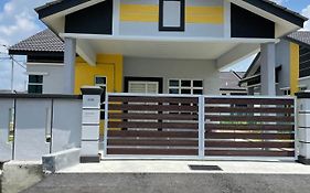 Bungalow Homestay Jasin Perdana