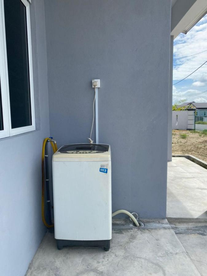 Bungalow Homestay Jasin Perdana Luaran gambar